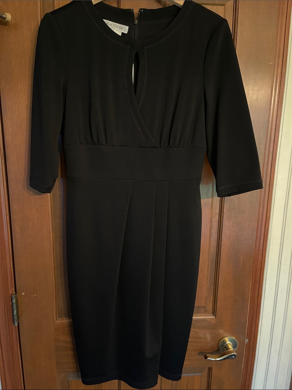 Kay Unger Black Midi Sheath Dress with Keyhole Size 10